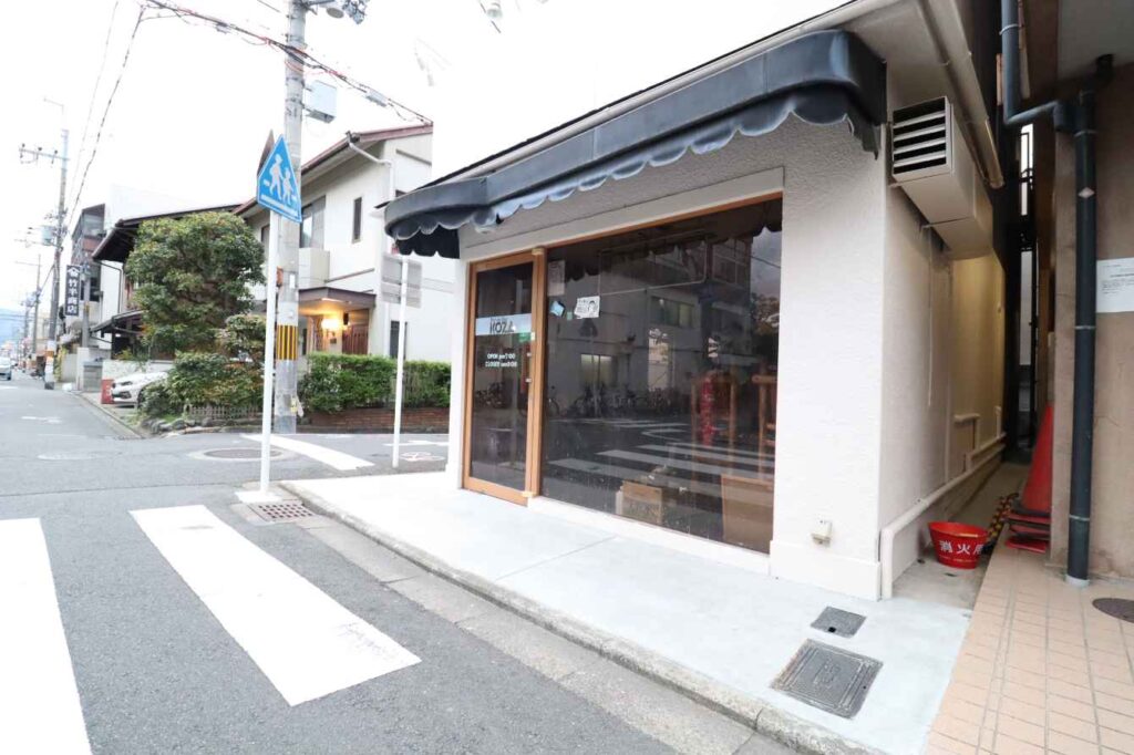 下立売通と大宮通の角地です【40㎡ 上京区 住宅地】 株式会社プライオリティ京都市飲食・商い処専門不動産